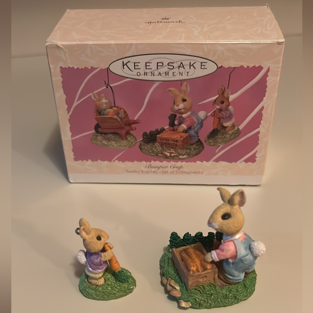 Vintage Hallmark Keepsake 1996 Bumper Crop ornament 2 pieces of set
